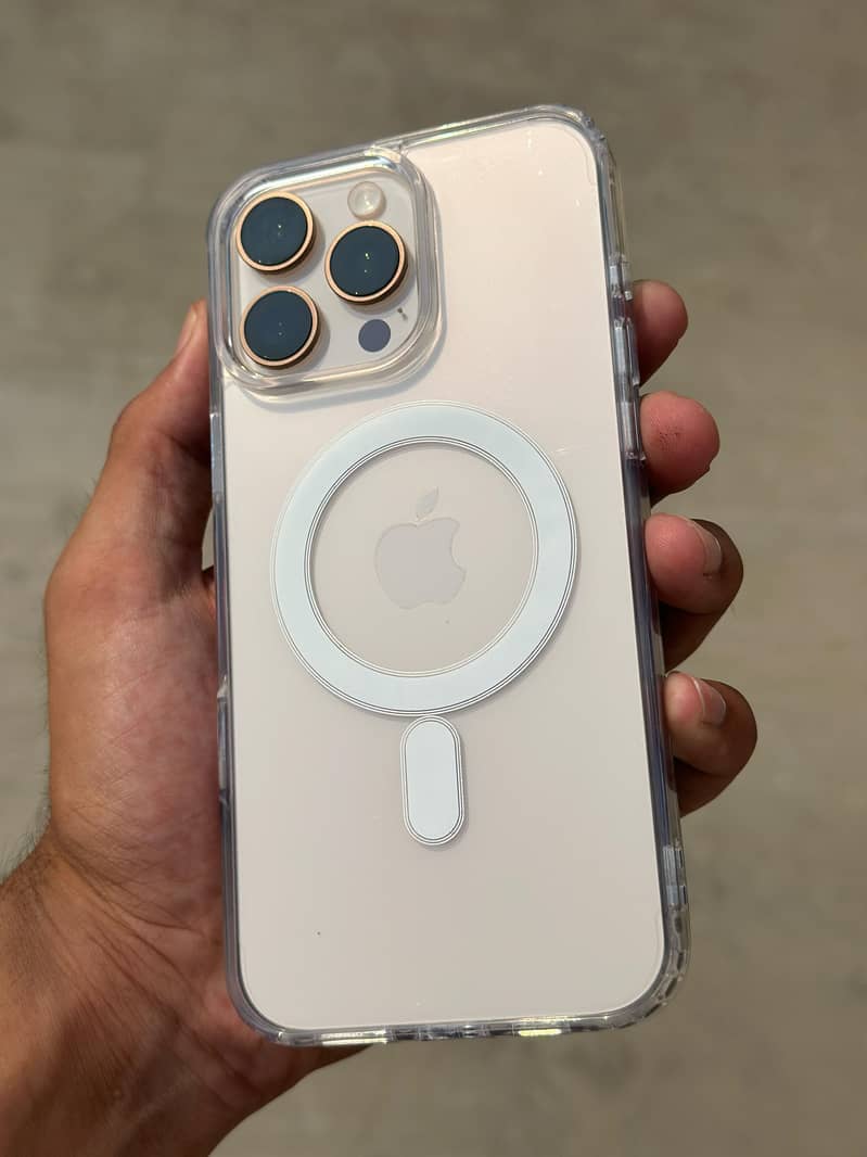 iphone 16 PM 1