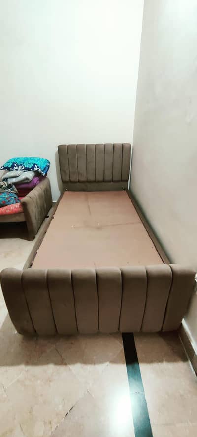 Single bed for sale