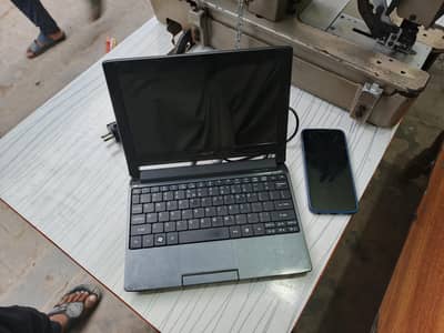 Laptops 2 GB Ram
