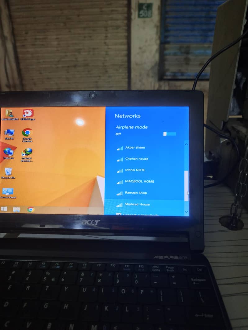 Laptops 2 GB Ram 4