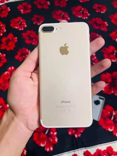 iphone 7 plus 128 GB  no open no repair PTA approved all ok