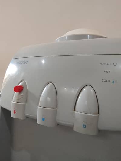 water dispenser new condition