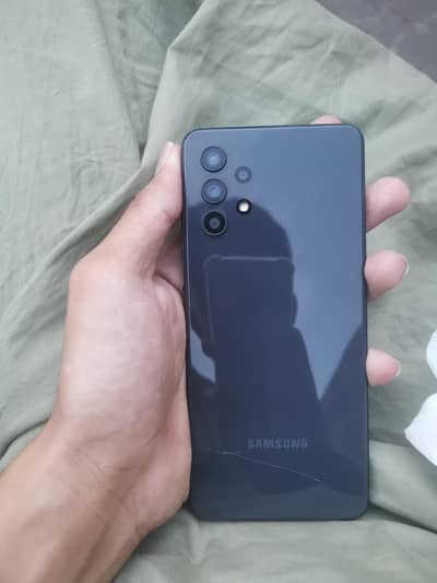 Samsung a32 6/128 with box