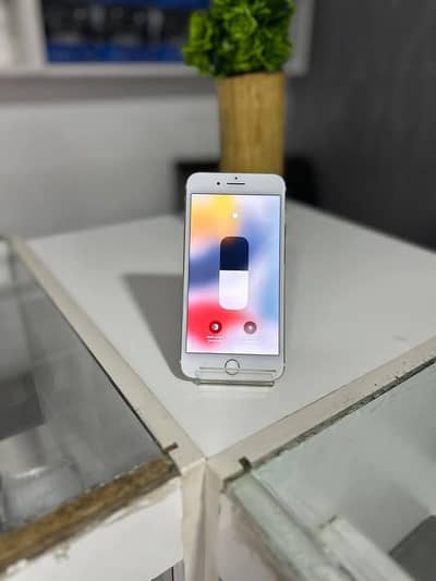 iphone 7 plus 128 GB  no open no repair PTA approved all ok