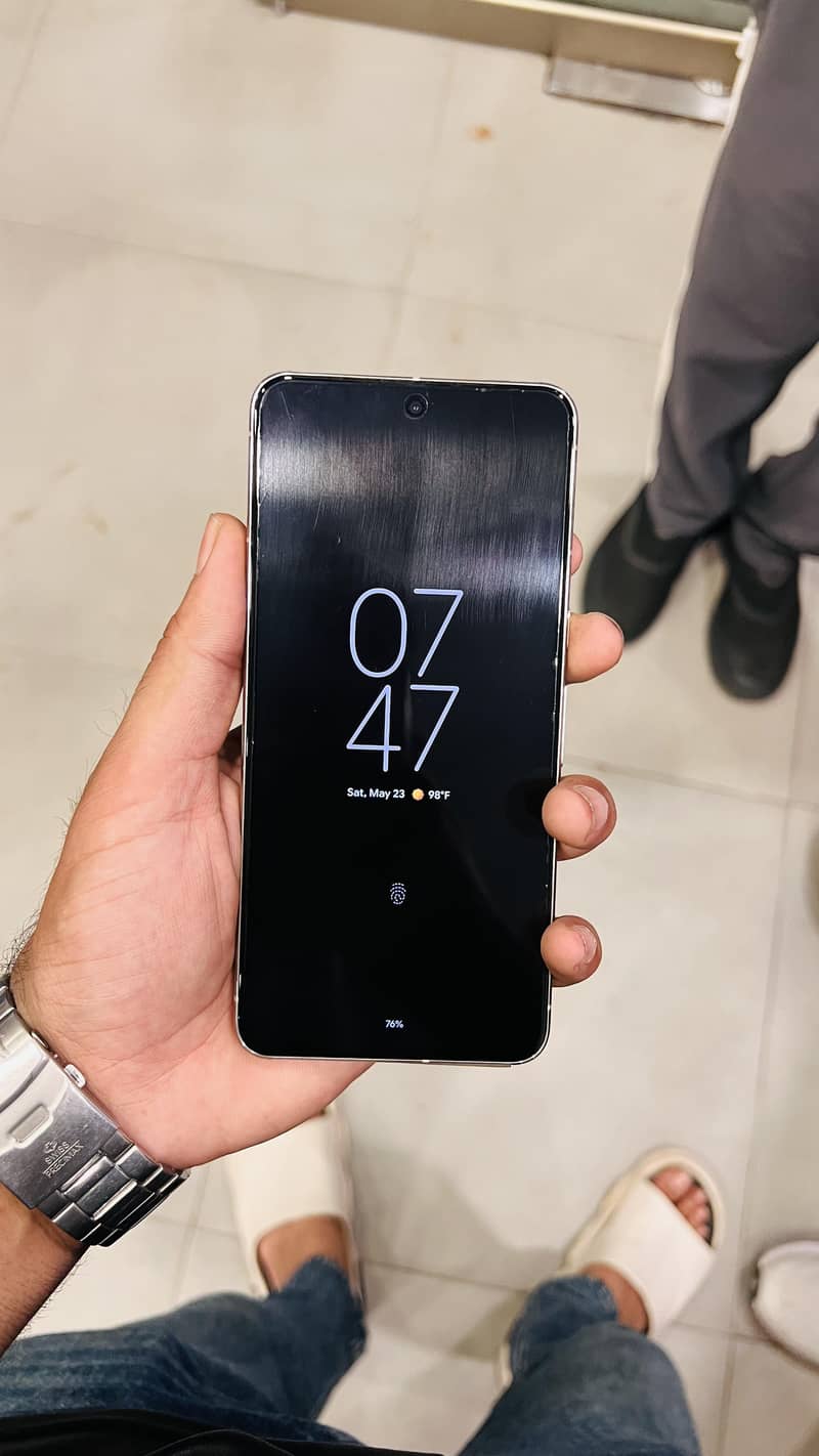 Google Pixel 8 Pro 2