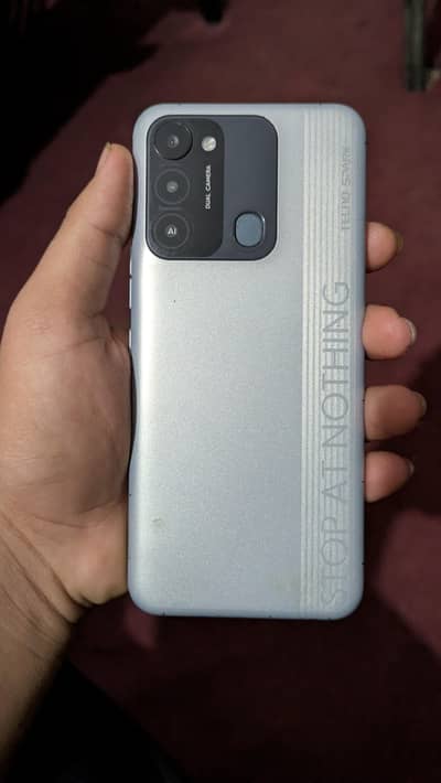 Tecno Spark 8c