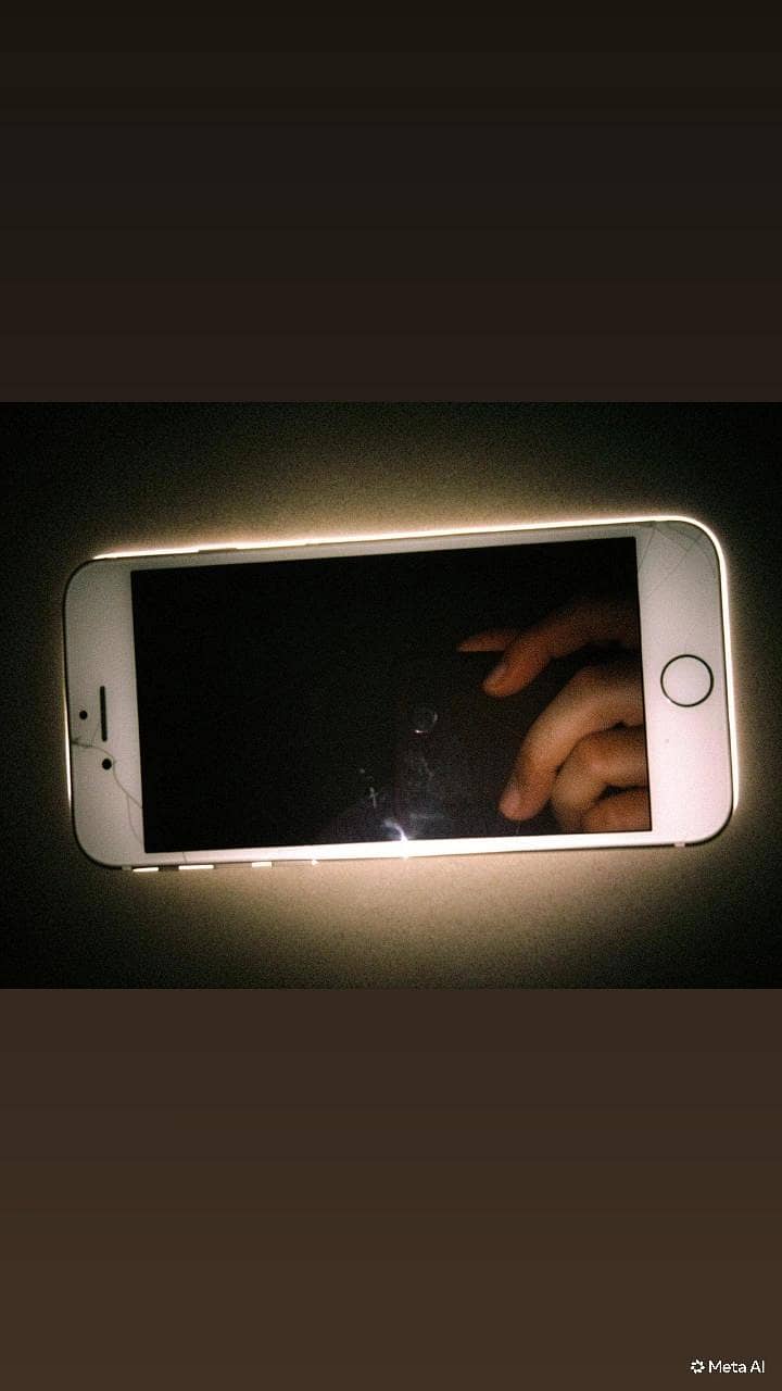 Apple iPhone 7 0