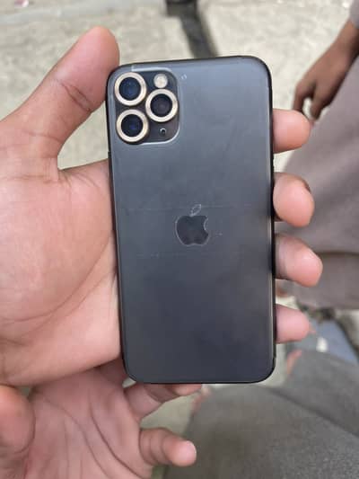 Iphone 11 pro 256gb no call  only whatapp no 03120564016