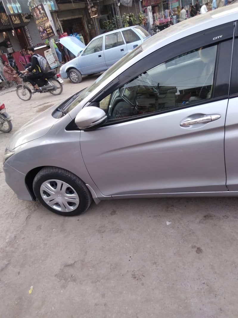 honda city 1,5 auto  orignal 8