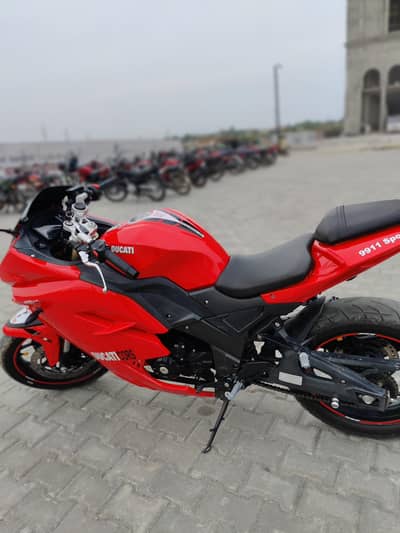 Ducati Replica 400cc Special Edition