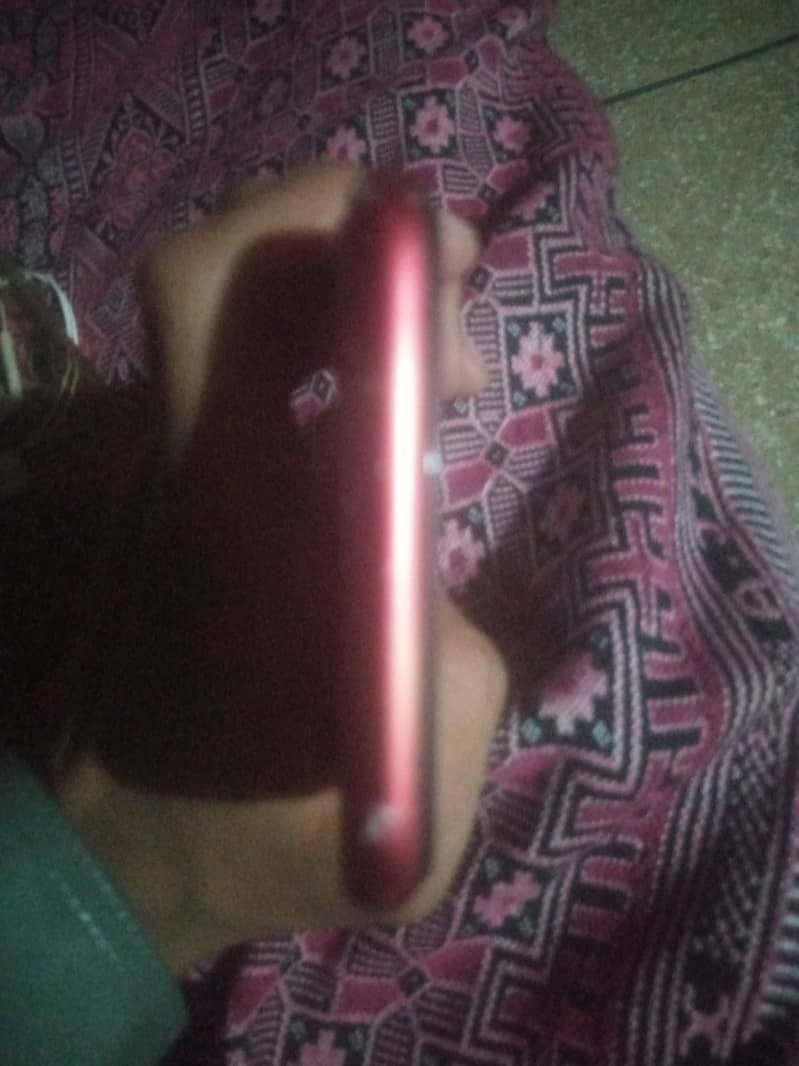iPhone11 4