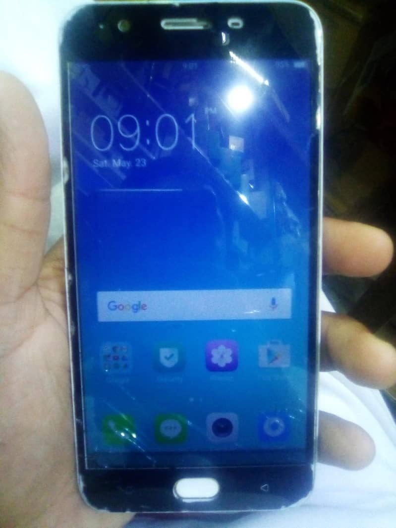 Oppof1s 4
