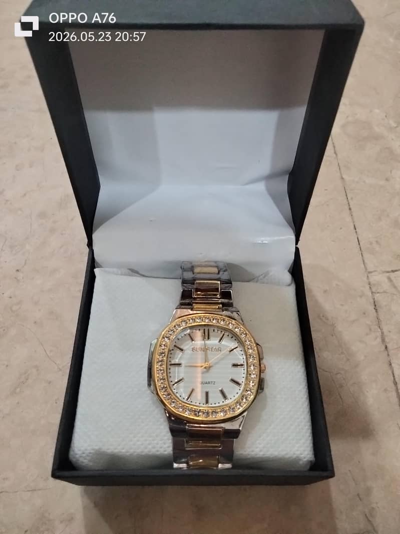 Watch 0