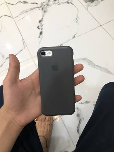 Apple iPhone 7