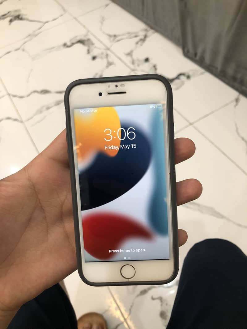 Apple iPhone 7 1