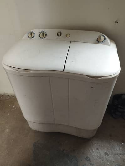 Washing machine with dryer