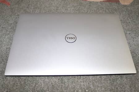Dell XPS 15 9570