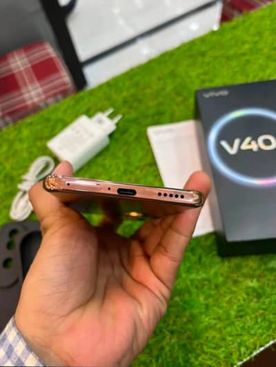 Vivo V40e 8GB Ram 256 GB memory PTA approved. 0328=610=2363