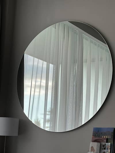 Premium quality wall mirror 3x3 Mint condition