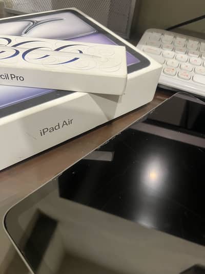 iPad Air m2 and Apple Pencil Pro