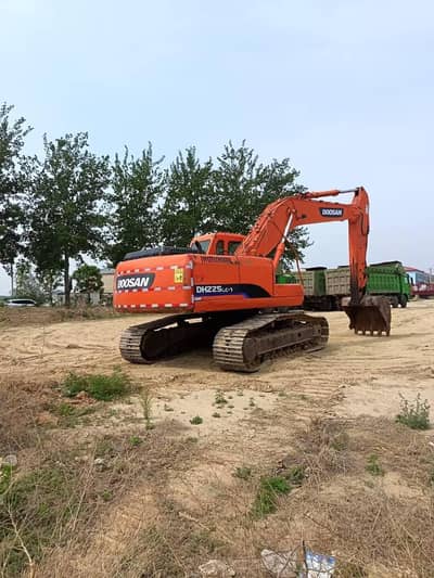 crawler excavator used - 88 lac - location china