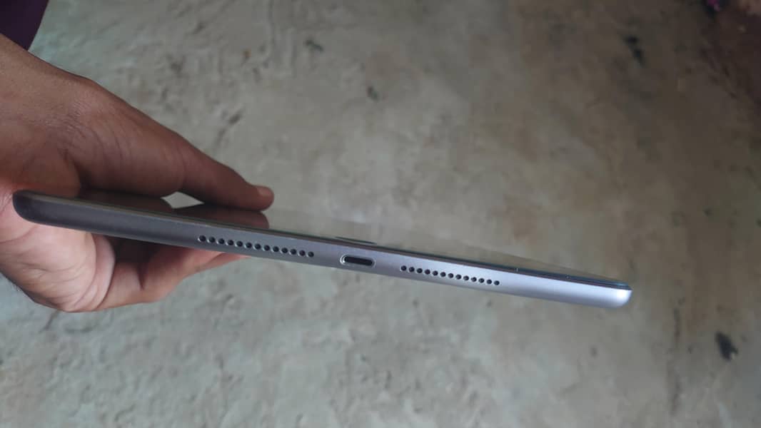 ipad 8 generation 2