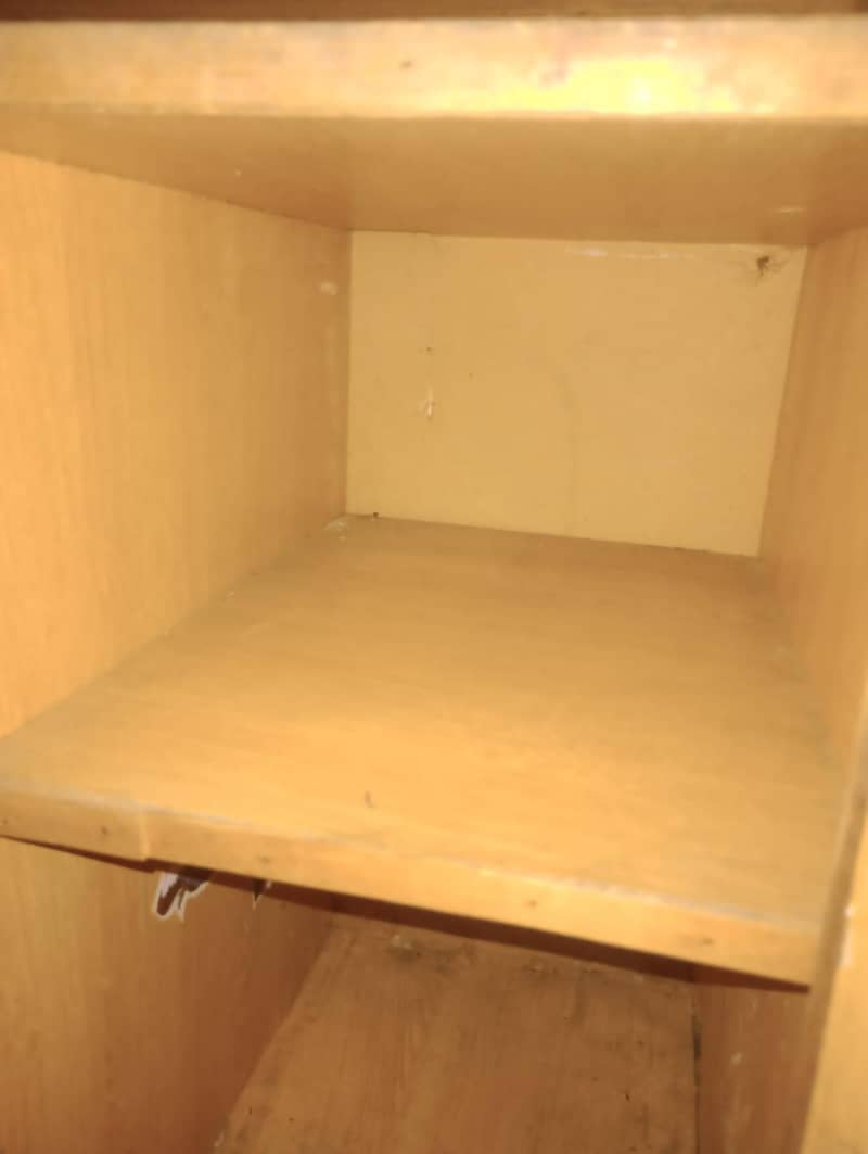 computer and storage table 1
