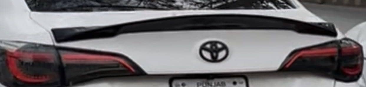 Yaris ducktail spoiler