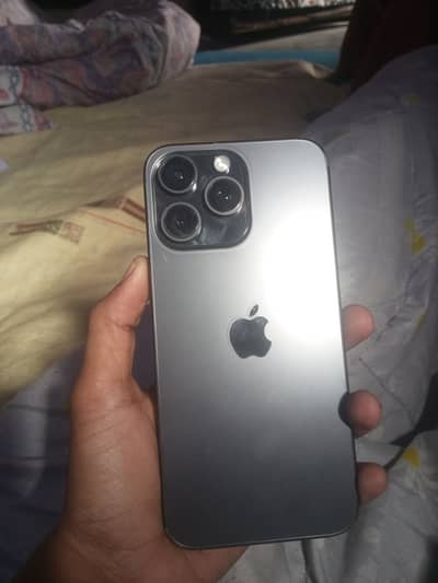 I phone 15 pro max jv