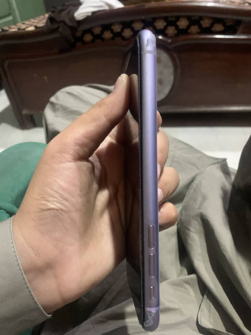 Iphone 11 4