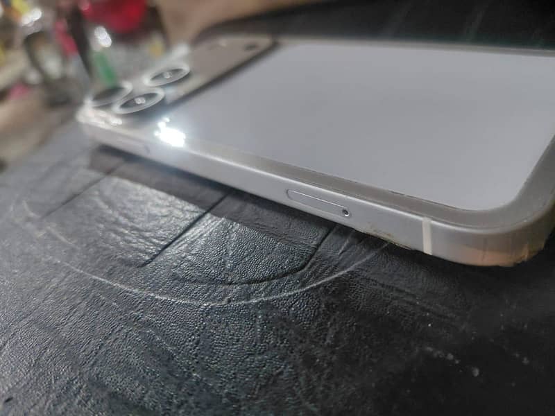 17 Pro 4