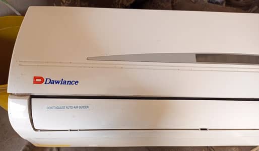 1 Ton Non-Inverter Split AC for Sale - Good Working Condition