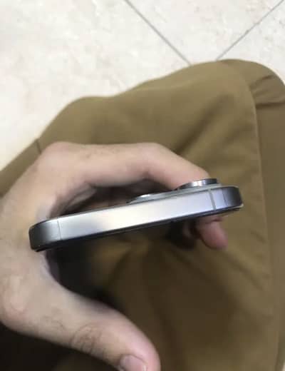 iPhone 15 pro max Jv