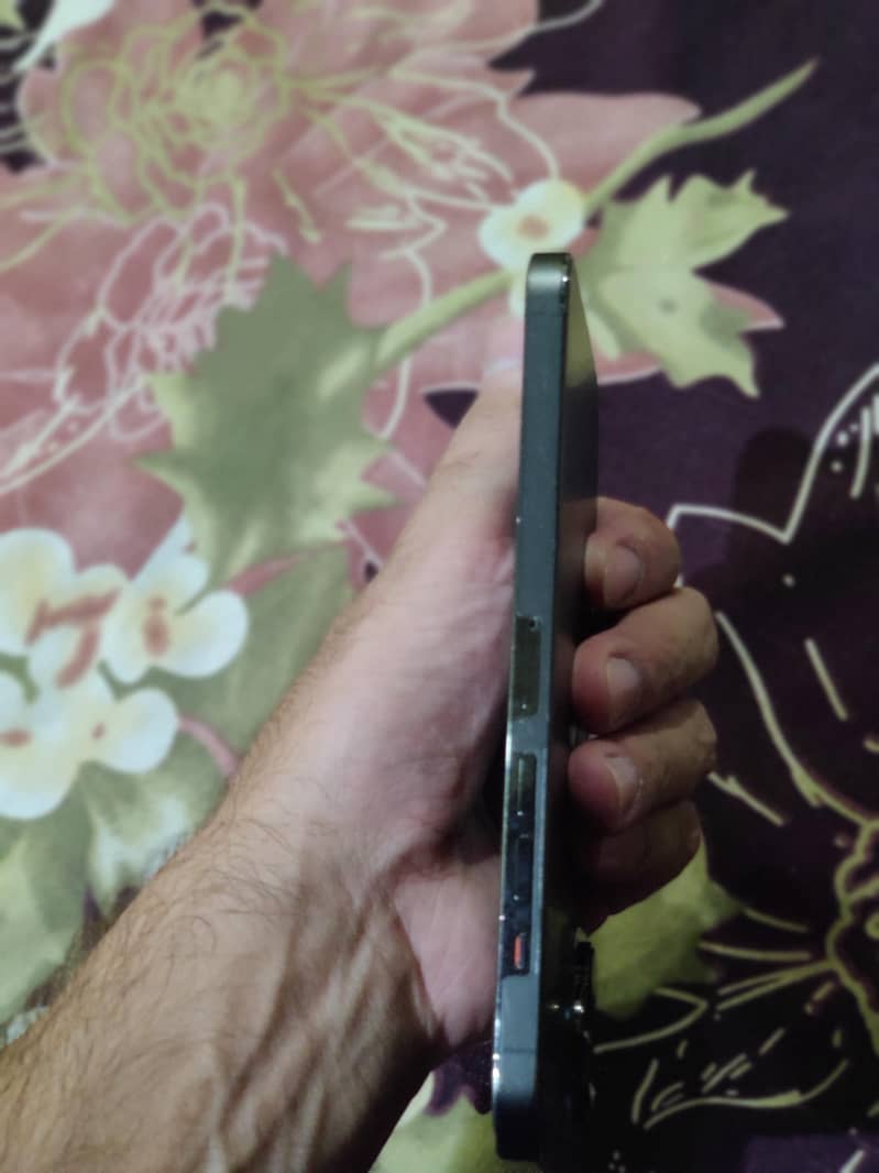 iphone 13pro max 4