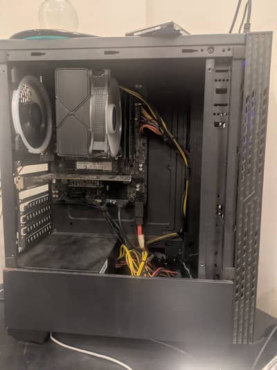 Mid Range Ryzen 7 2700 16GB RAM Cooler