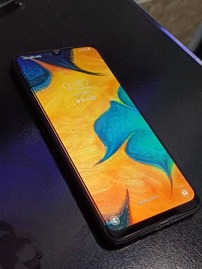Samsung A30 4+64