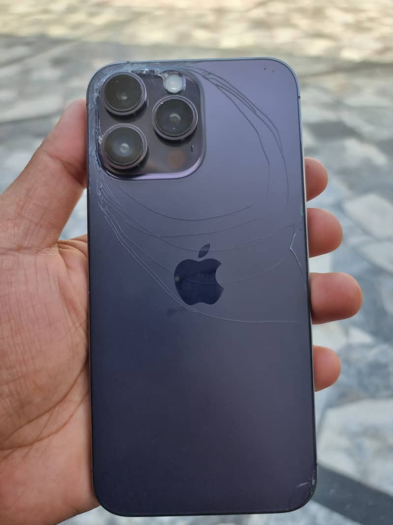 iPhone 14 Pro Max 0