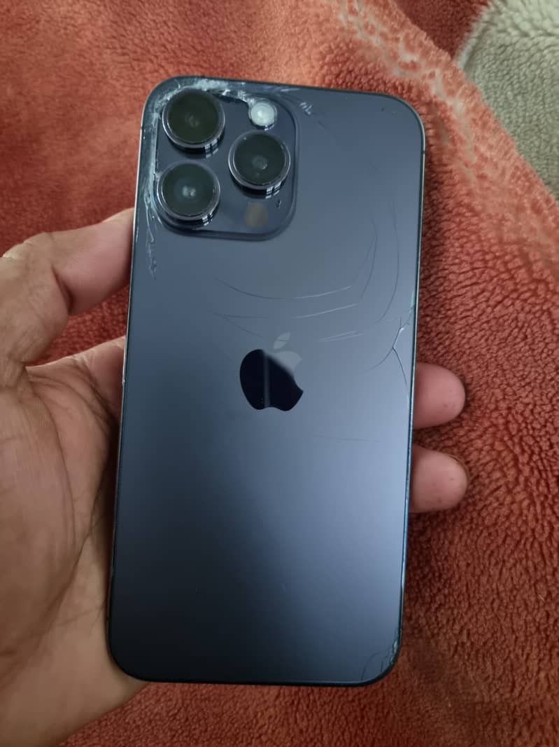 iPhone 14 Pro Max 2