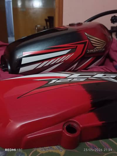 honda 125 tanki and tappay