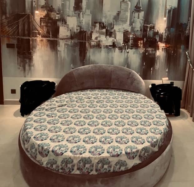 round bed 1