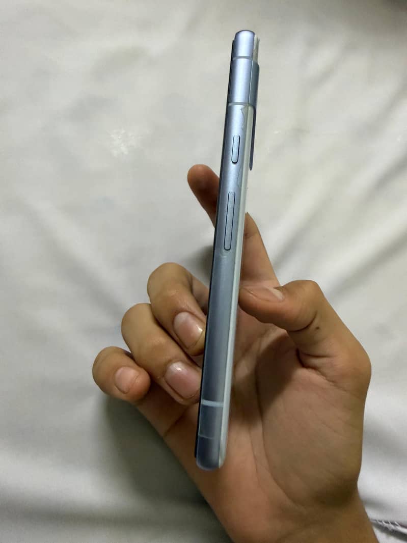 Google pixel 7a 4