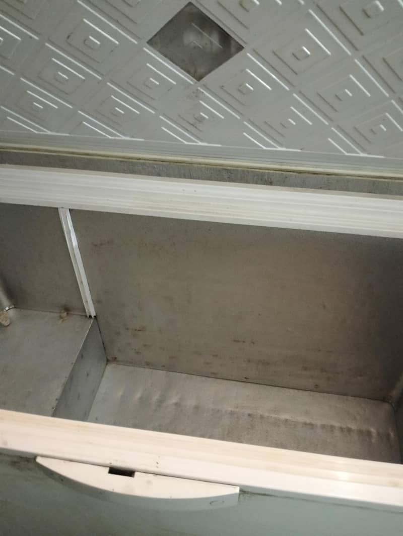 DEEP FREEZER 2