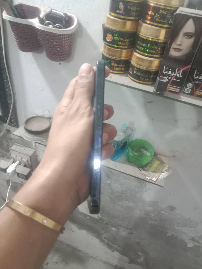 IPHONE 12 PRO MAX 2