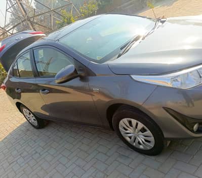 yaris GLI