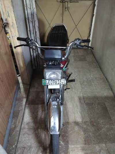 Honda CD70 bike sale 2018 model.