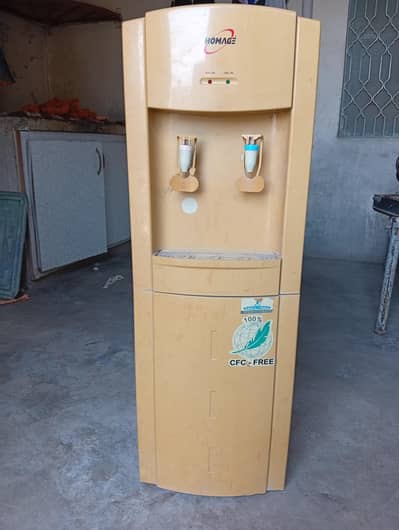 Water dispenser condition 10/08 Kisi kisam Ka koi falt nai ha