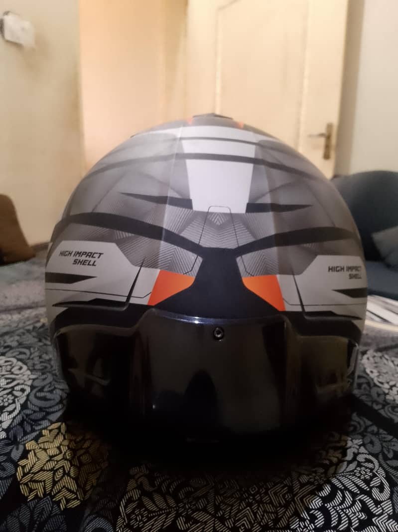 Helmet 6