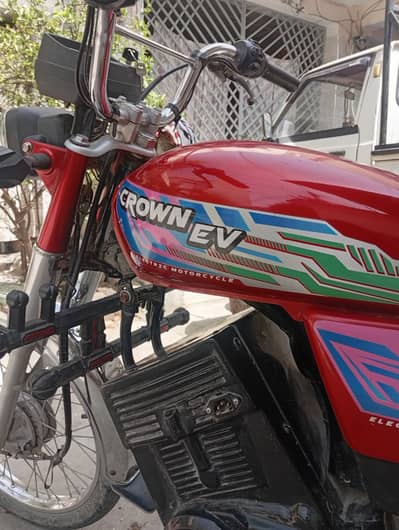 Crown ev1000 2024 model