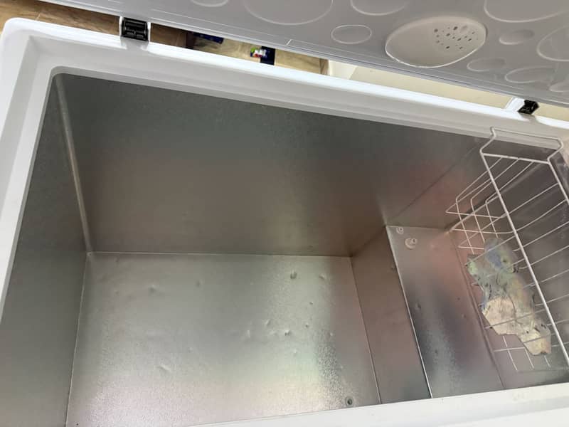 D Freezer 4