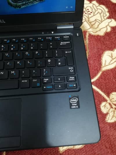 Dell Latitude 7250 Core i5 5th Gen | 8GB RAM | 256GB SSD